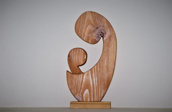 Wooden Crest